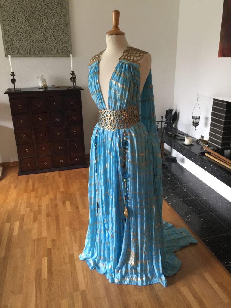 Daenerys Qarth Dress Tutorial