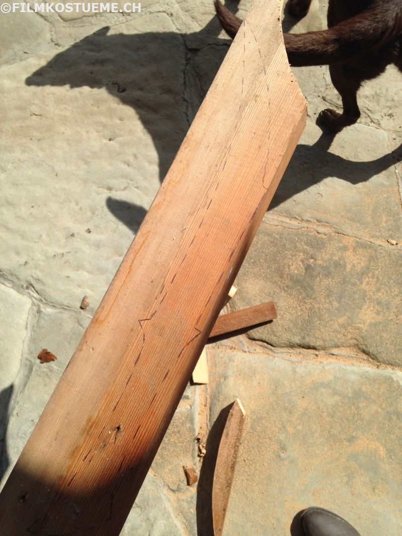 filmkostueme.ch_tauriel_daggers_wip01