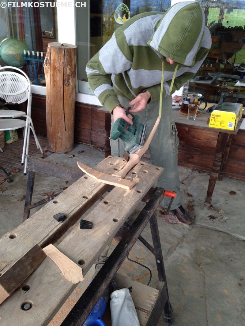 filmkostueme.ch_tauriel_daggers_wip08